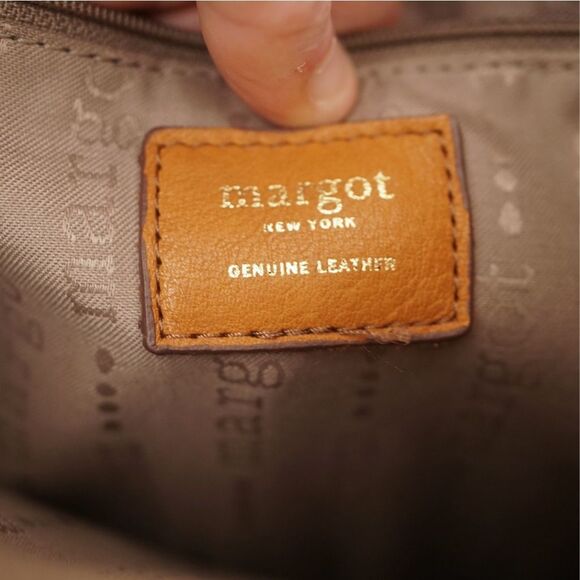 Margot British Tan Leather Shoulder Bag - Picture 7 of 7